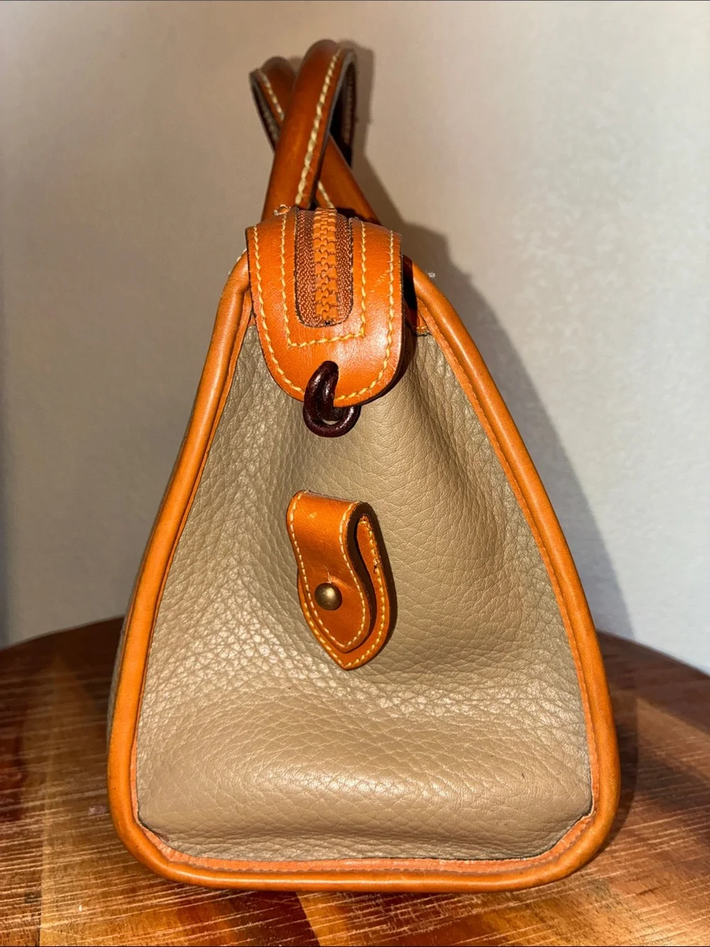 Dooney Bourke Satchel 2-Tone Pebble Leather, Tan/Taupe all weather bag, VTG EUC